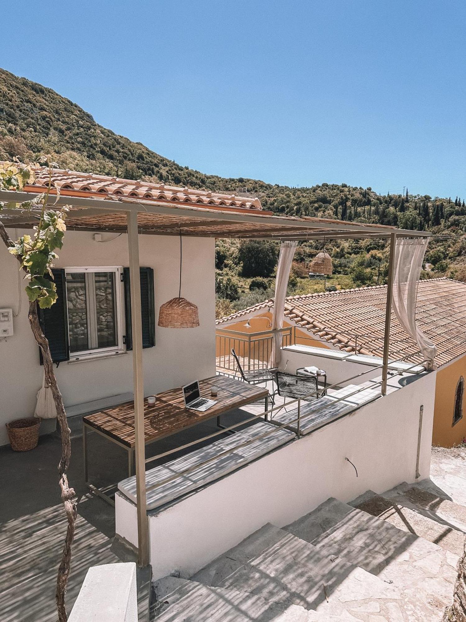Terra Del Nonno Villa Drymon Bagian luar foto